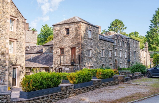 The Dovery at Ingmire Hall - Close to the Lake District and Yorkshire Dales