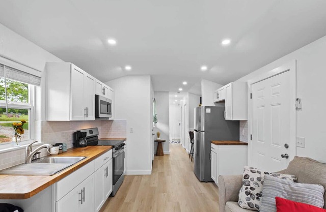 The Duke- Decatur Family Tiny Home
