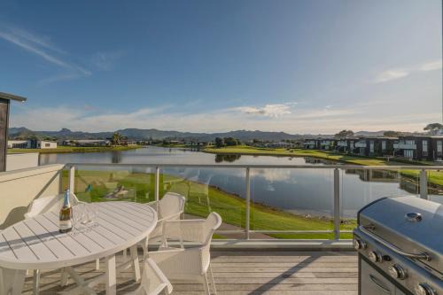 The Dunes Lake View - Welcome Gift on arrival