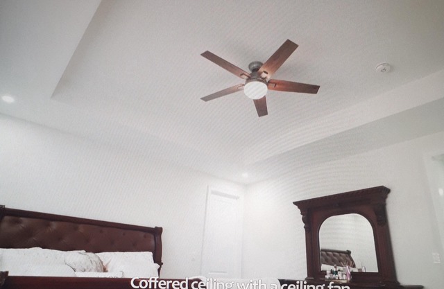 The Elegance Of The Home And Neighborhood. Close to Restaurants, Shops, Downtown