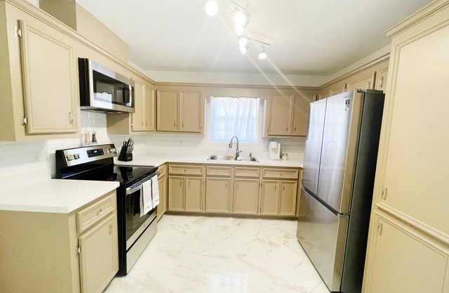 ✨The Elite✨ 3BR Newly Renovated💎 AIRPORT✈️