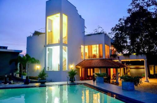 The Elite Villa by Surf & Ride