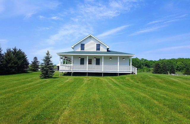 La casa de Ely en el norte de Michigan