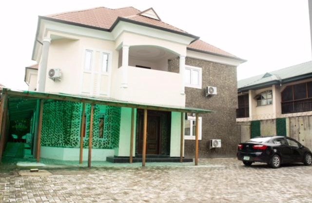 THE EMPIRE BOUTIQUE HOTEL