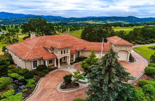 The Engle House Villa de lujo y espacio para eventos en Oregon Wine Country