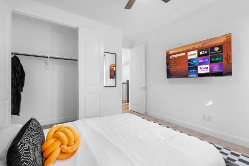 The Entertainers Duplex- Perfect for Gathering 16