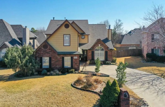 The Erie Home: Warm and Spacious in South Tulsa