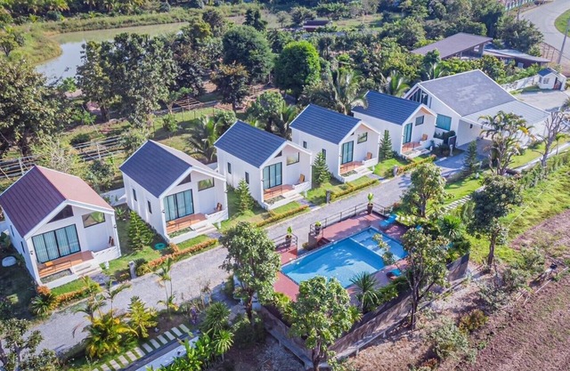 The Estretto Resort