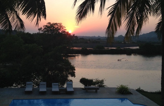 La villa del estuario con piscina privada, Candolim