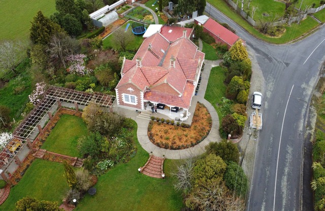 The Fern & Thistle Luxury B&B and Event Venue