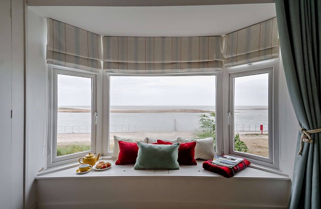 The Ferry Cottage - Tres Habitaciones Casa, Capacidad 6