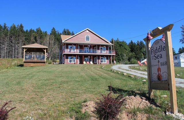 The Fiddle and The Sea B&B