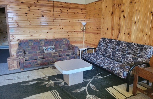 The Fish Nest Chatueau Centrally Located in Onamia ATV/SLED Mille Lacs Lake Fish