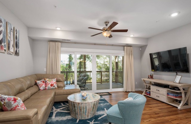 The Flying Flip Flops 3 Bedroom at Cambridge Cove