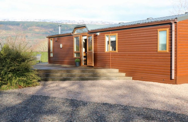 LOS CUATRO OAKS CHALET, idónea para niños en Blaich, Ref 17209