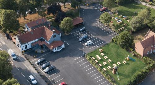 The Fox Inn Apartment