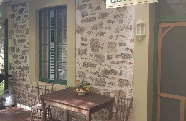 LA PUERTA DE LOS GUARDADORES CASA WILLYUNG