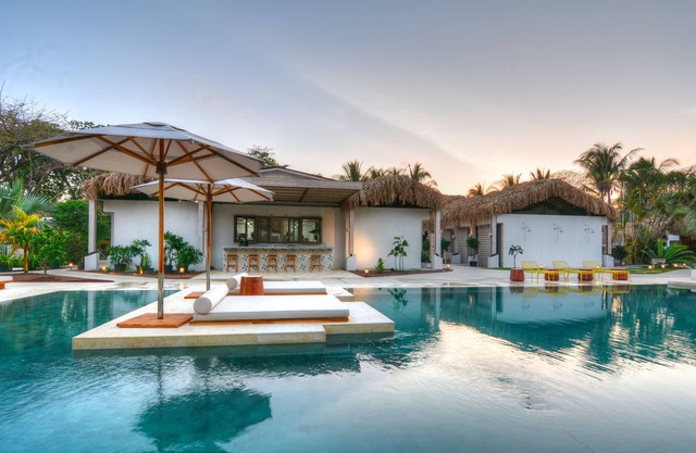 The Gilded Iguana Surf Hotel