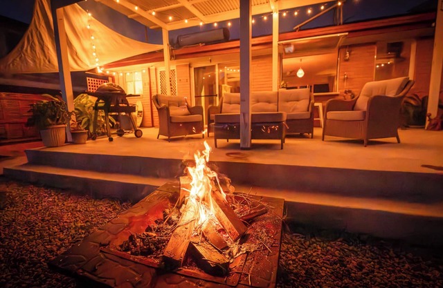 The Golden Fruit - Relaxing beach getaway