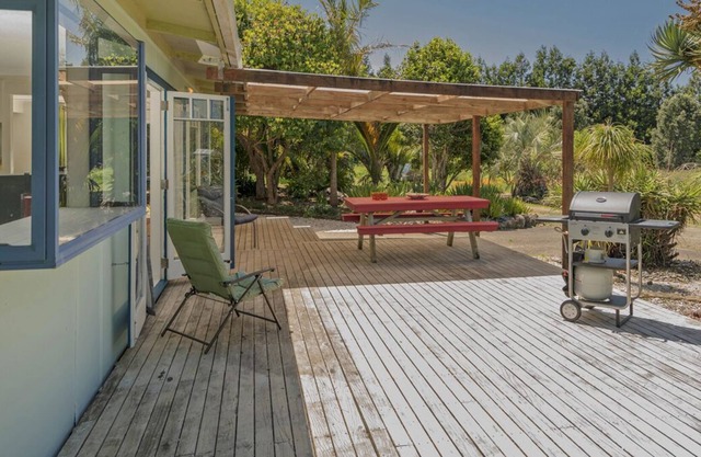 The Good Earth Beach House - Casa de vacaciones en Hot Water Beach