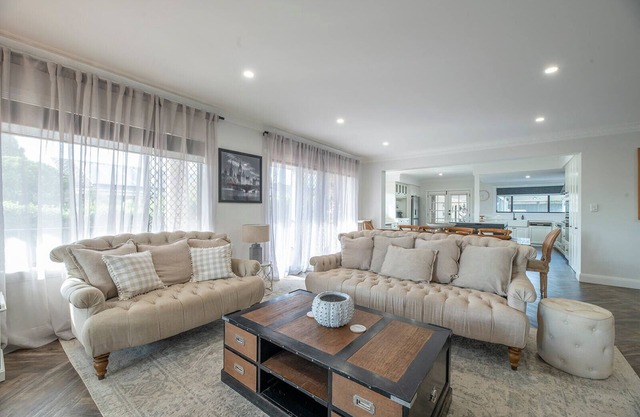 The Grand on Macquarie | Pool & Spa, Ultimate Getaway