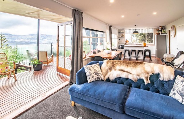 The Grandstand - French Farm Holiday Home