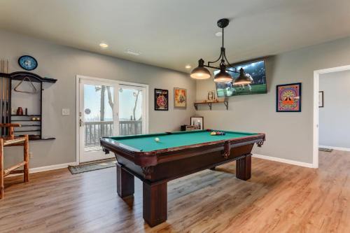The Grateful Den - Cozy retreat in Big Canoe