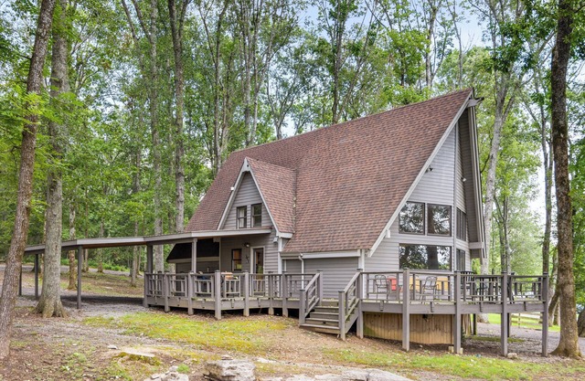 Gran cabina con hermosa vista, duerme 8-12 cerca de Nashville. Bodas / eventos welcom