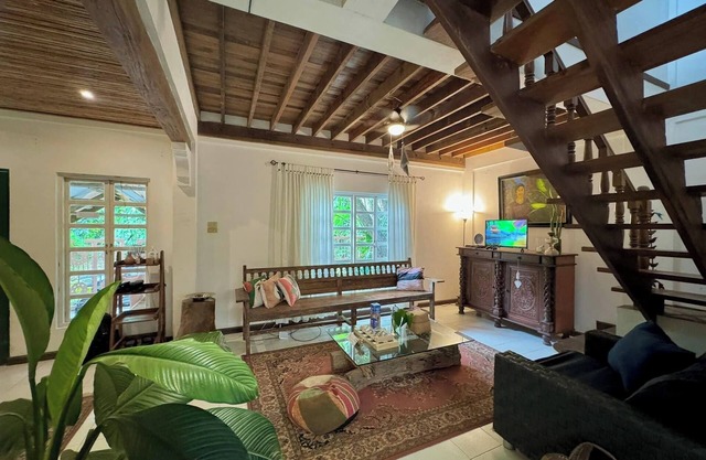 The Green Door Heritage Home - Tagaytay - Pet Friendly!