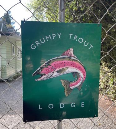 The Grumpy Trout Lodge #Outdoors on our #doorstep!