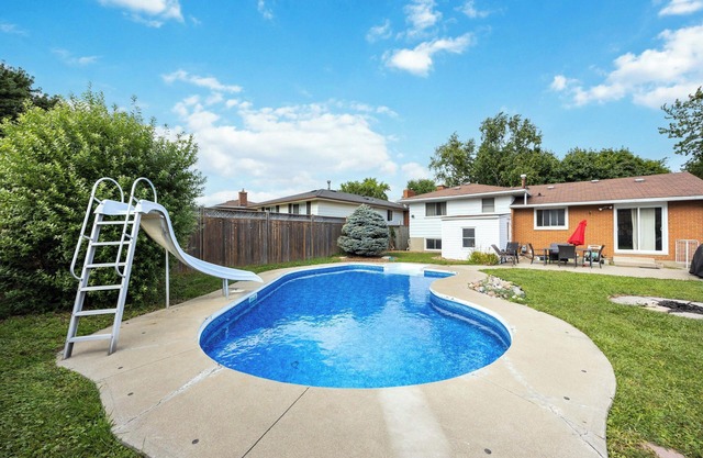The Hanna Home- Inground Pool