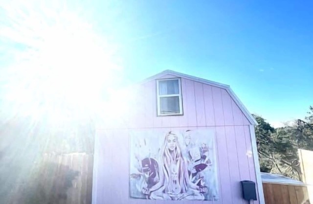 The Happy House @ 13Acres Meditation Retreat