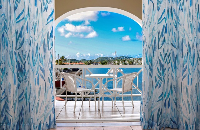 The Harbour #6 - 2 Bedrooms in Rodney Bay 2 Townhouse by RedAwning