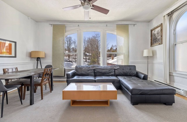 Suite-Baño en la habitacion-Queen-Vista a la Calle-Suite 05: 2 queen bedrms