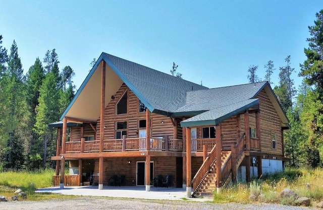 The Hideaway Lodge