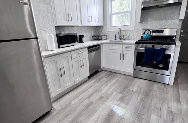 The Hip-Hop House - Spacious & Nostalgic, SUPER Close to NYC