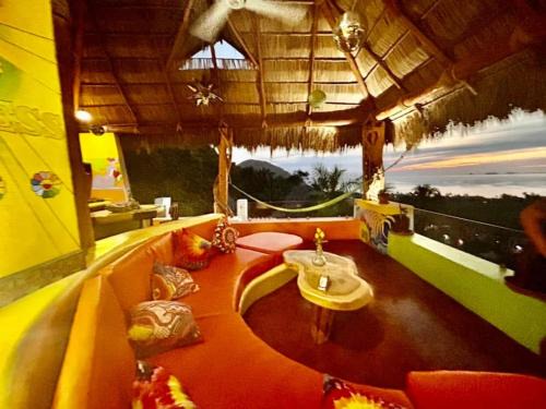 The Hippie Palace a sublime experience