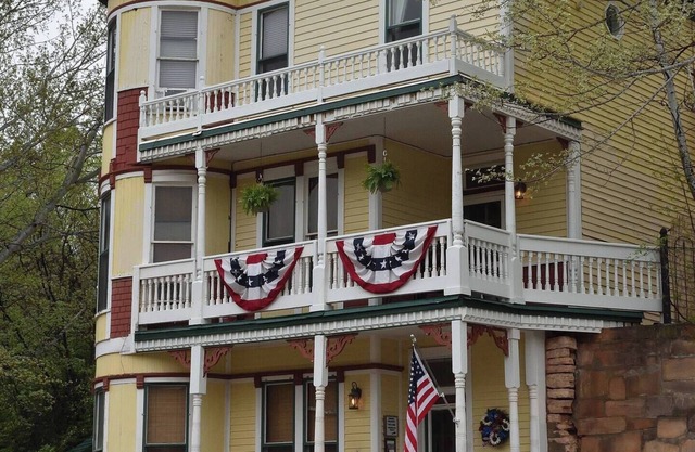 The “Historic” Burdette House - EST. 1891 3rd floor Victorian Suite