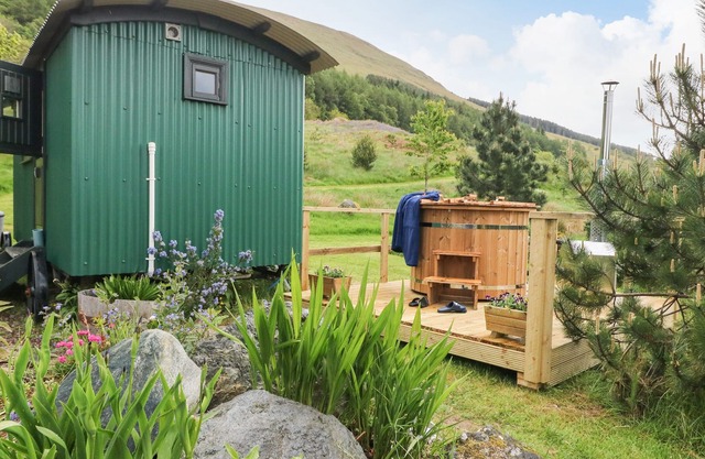 THE HOGGET HUT, romantic in Balquhidder, Perthshire, Scotland