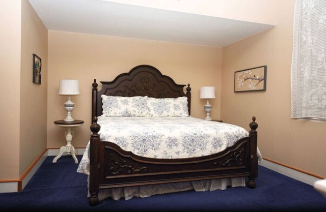 The Hondo Room at The Eastland Historic Hotel