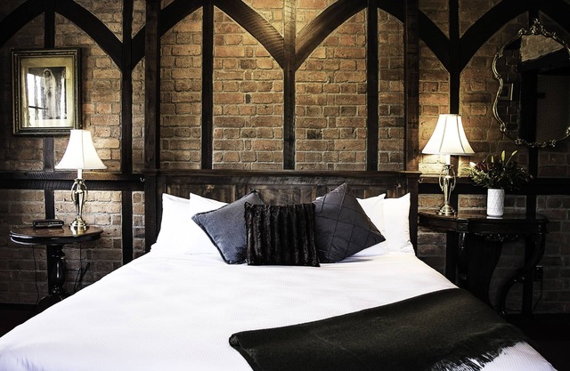 The Honest Lawyer, Ascend Hotel Collection