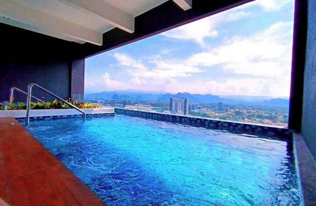 The Horizon Ipoh Dual L13A by Grab A Stay