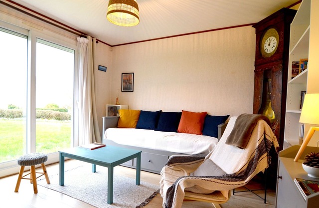 La casa de KERMARIA, tranquila en la bahía de Morlaix.
