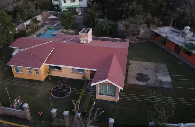 La casa de los Amates