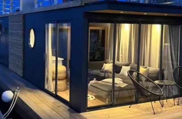 La casa flotante Astrid