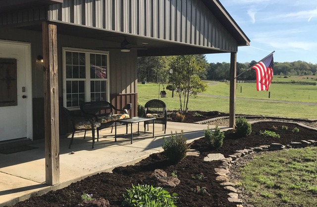 The Inn at Pearce Point: un retiro tranquilo en una granja, convenientemente ubicado en Henderson