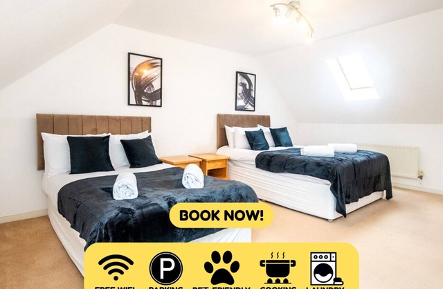 The Ipswich Group Retreat: 4BR 3BATH Ample Parking