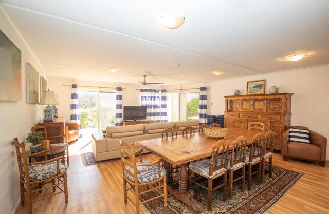 The Islander Resort U6