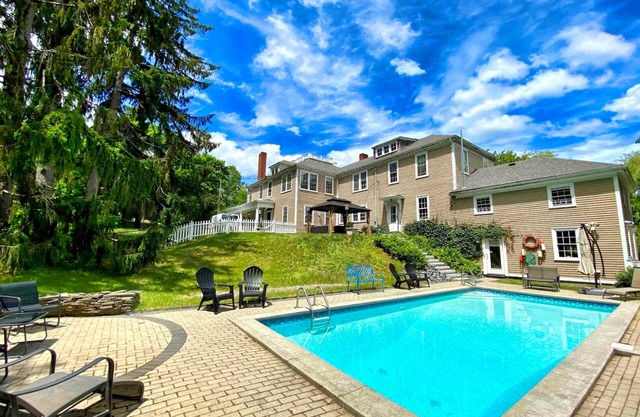 The Jarvis Homestead | Historic Maine Mansion