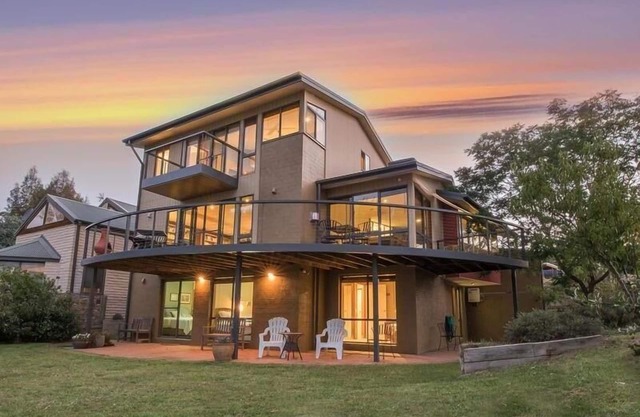 The Jindabyne Lakehouse - reserve 7 días y pague solo 6